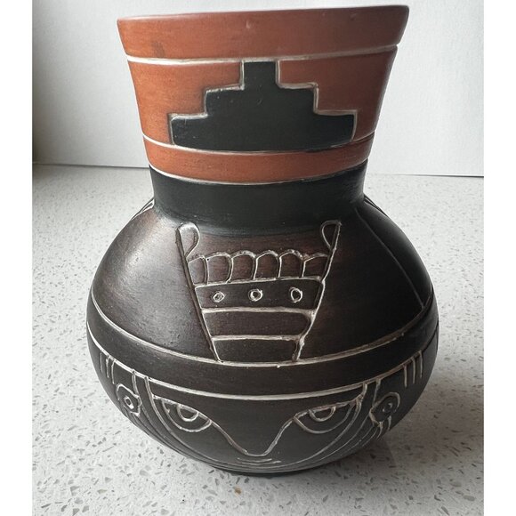 Signed Ceramic pot by Armando de Mexico Mexican Pottery Ceramic - Picture 1 of 4